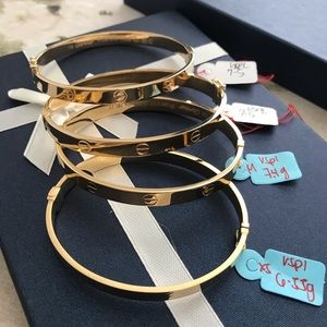 Love bangle in 18k gold